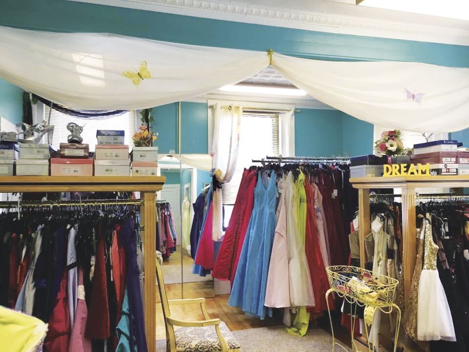 'They just light up:' BipBoppity Boutique's mission to make prom accessible to all, one gown at a time